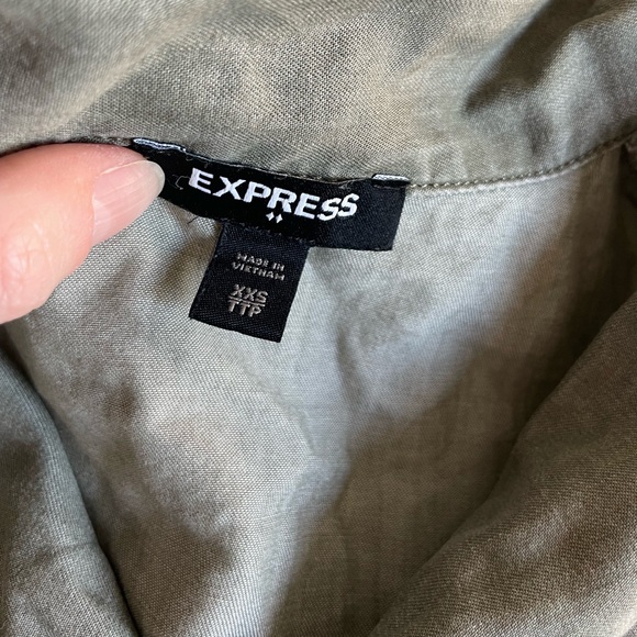 EXPRESS romper - Picture 3 of 3